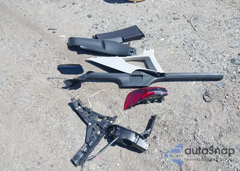 2025 Volkswagen Jetta 1.5T Se from USA, damaged, VIN 3VW7X7BU6SM048747